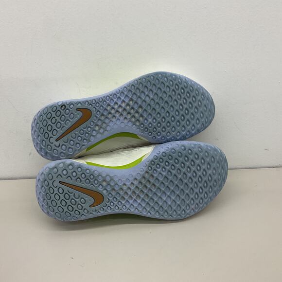 Nike Women's White Blue Air Court Zoom Sneakers Size 9 Preowned - Picture 4 of 6